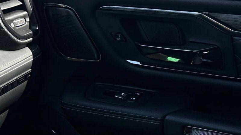 2025 Ram 1500 Limited Crew Cab 4x4 5'7" Box