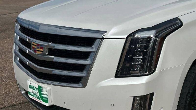 2020 Cadillac Escalade ESV 4WD Premium Luxury