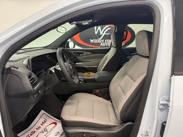 2026 Chevrolet Traverse FWD LT
