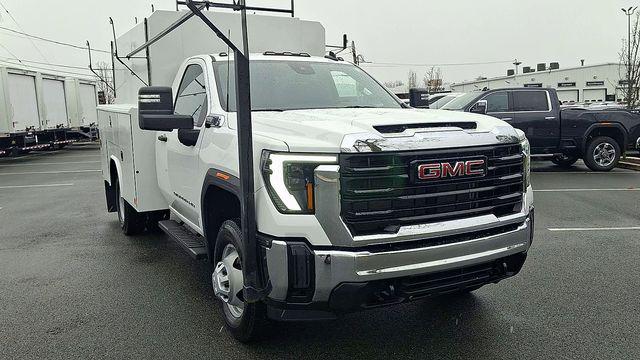 2025 GMC Sierra 3500HD Pro