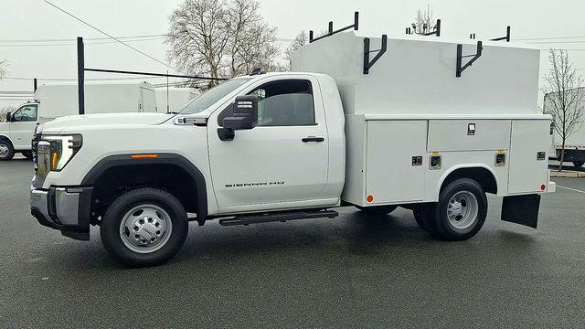 2025 GMC Sierra 3500HD Pro