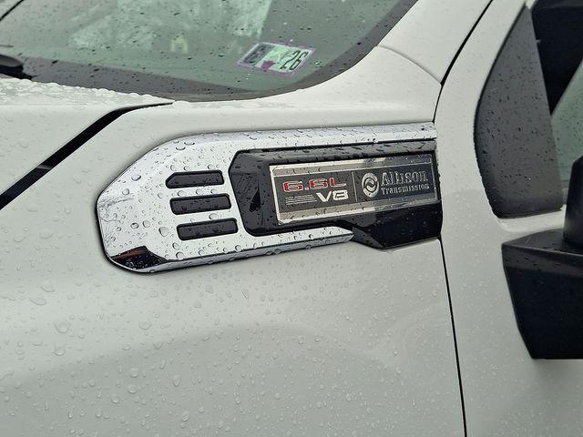 2025 GMC Sierra 3500HD Pro