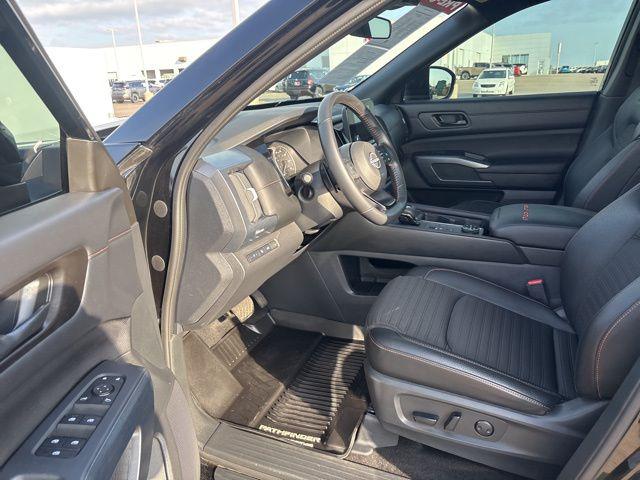 2025 Nissan Pathfinder Rock Creek 4WD