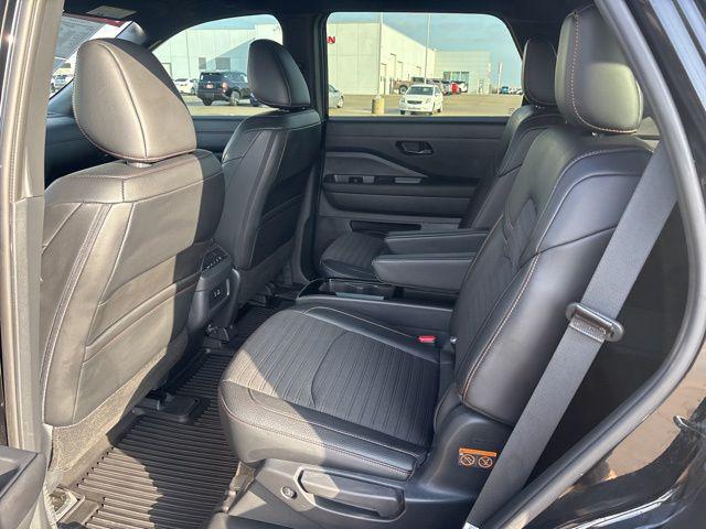 2025 Nissan Pathfinder Rock Creek 4WD