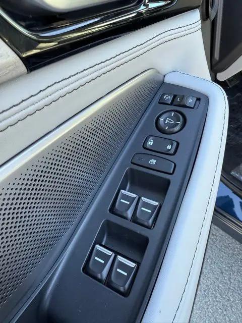 2026 Acura MDX Advance Package