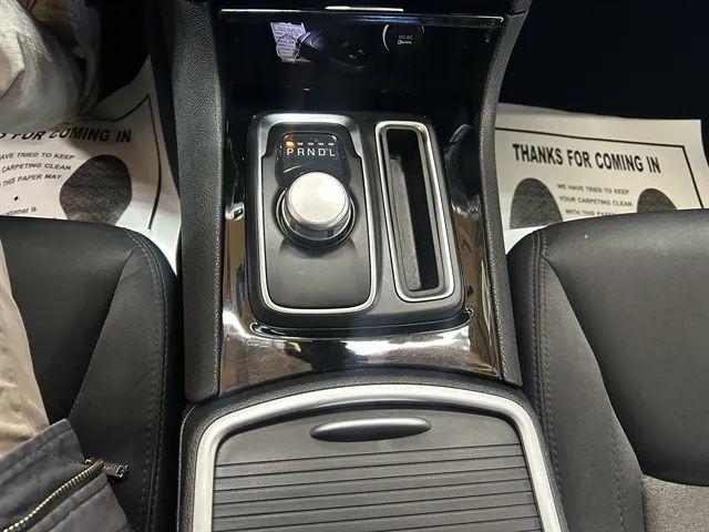 2023 Chrysler 300 Touring