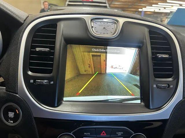 2023 Chrysler 300 Touring
