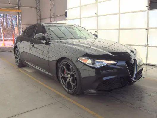 2017 Alfa Romeo Giulia Ti RWD