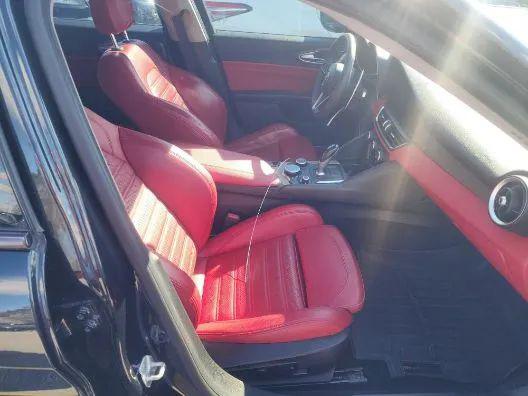 2017 Alfa Romeo Giulia Ti RWD