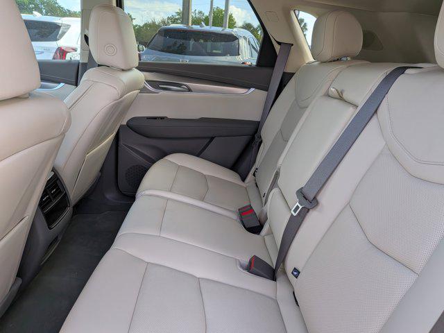 2026 Cadillac XT5 Premium Luxury FWD