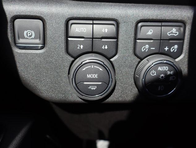 2025 Chevrolet Silverado 1500 4WD Crew Cab Short Bed RST