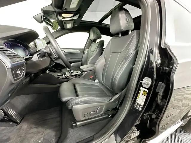 2025 BMW X4 xDrive30i