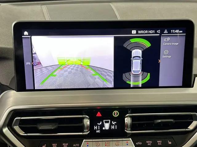 2025 BMW X4 xDrive30i