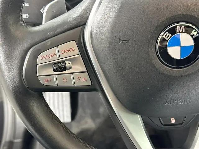 2025 BMW X4 xDrive30i