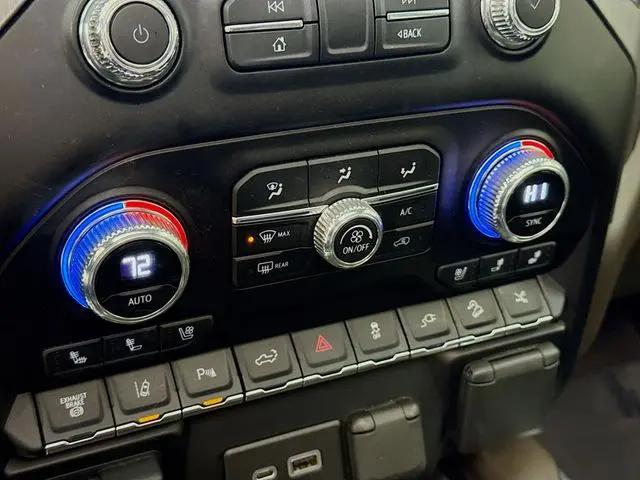2023 GMC Sierra 3500HD 4WD Crew Cab Standard Bed Denali