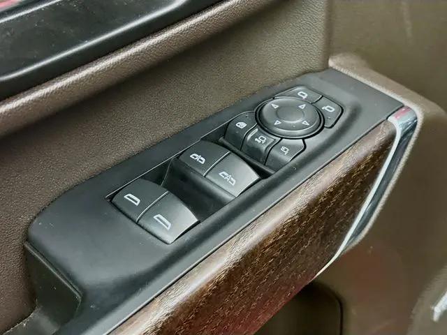 2023 GMC Sierra 3500HD 4WD Crew Cab Standard Bed Denali