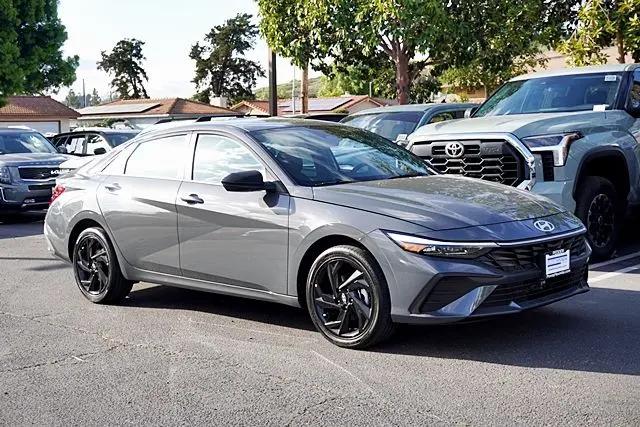 2026 Hyundai Elantra Hybrid SEL Sport