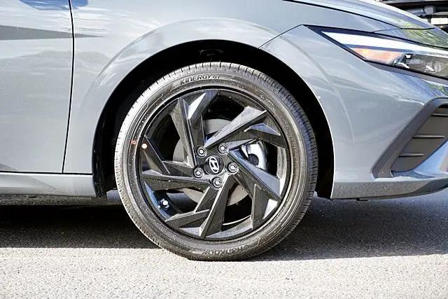 2026 Hyundai Elantra Hybrid SEL Sport