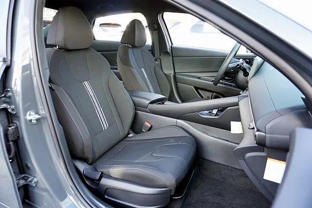 2026 Hyundai Elantra Hybrid SEL Sport