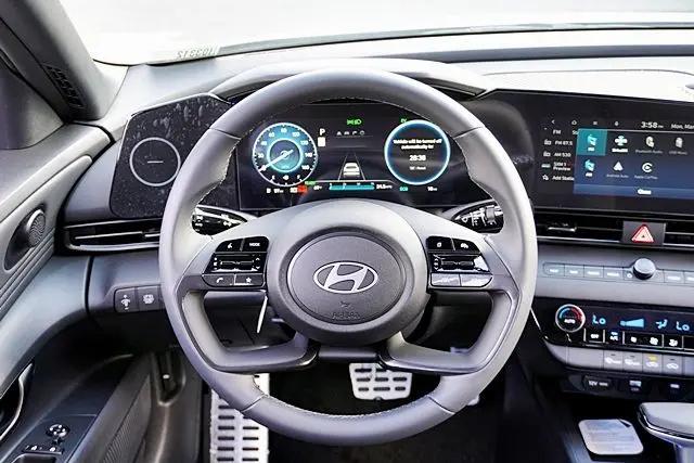 2026 Hyundai Elantra Hybrid SEL Sport