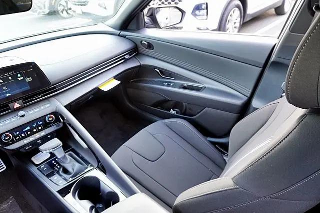 2026 Hyundai Elantra Hybrid SEL Sport