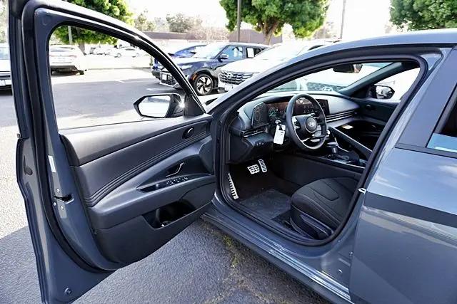 2026 Hyundai Elantra Hybrid SEL Sport