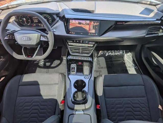 2026 Audi e-tron GT Premium Plus quattro