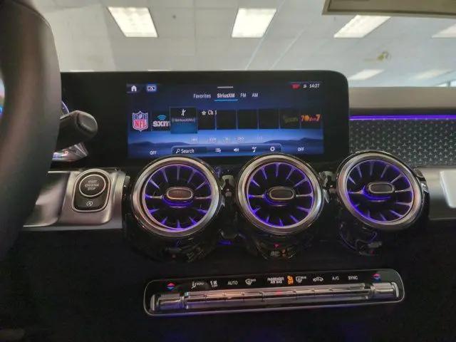 2026 Mercedes-Benz GLB 4MATIC