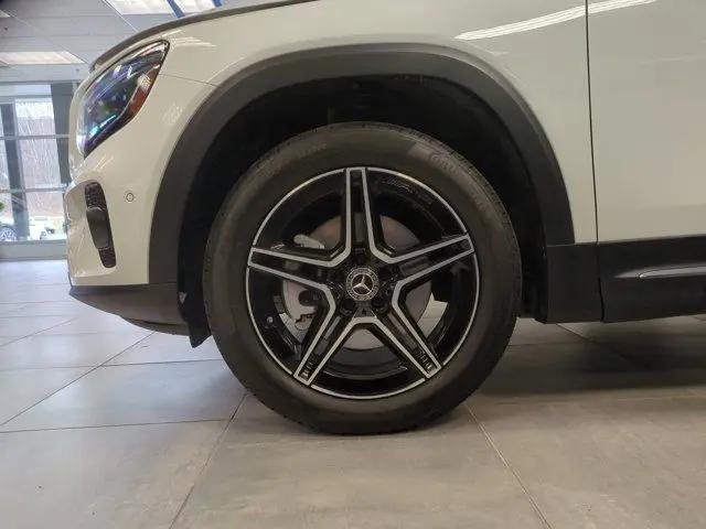 2026 Mercedes-Benz GLB 4MATIC
