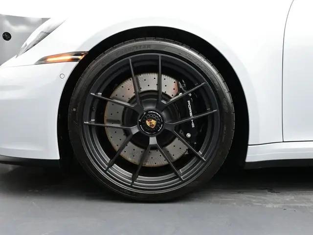 2026 Porsche 911 Carrera GTS Cabriolet