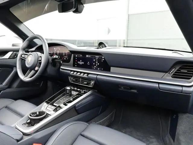 2026 Porsche 911 Carrera GTS Cabriolet