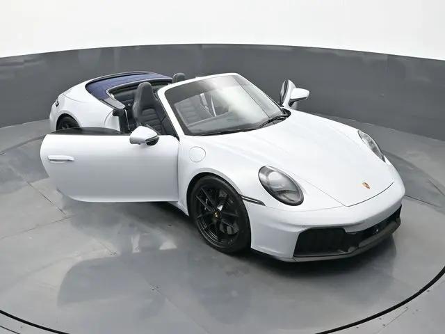2026 Porsche 911 Carrera GTS Cabriolet