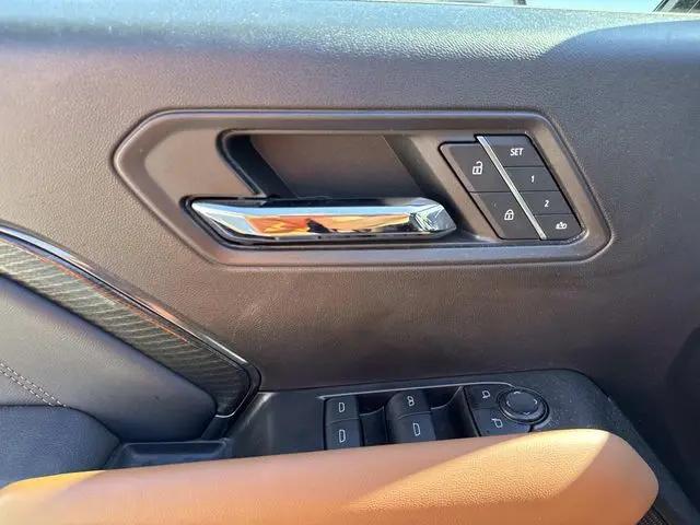 2024 GMC Canyon 4WD AT4