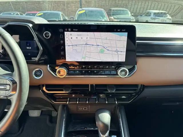 2024 GMC Canyon 4WD AT4