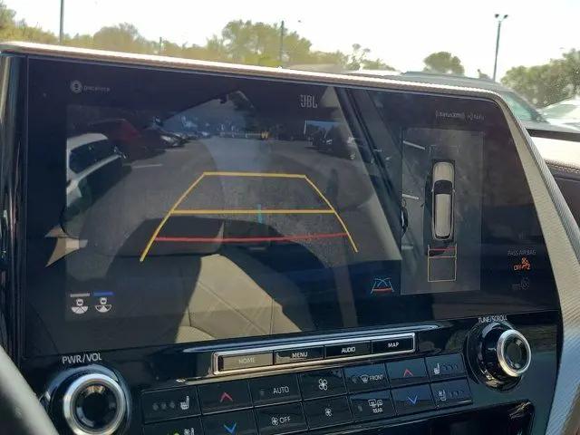 2022 Toyota Highlander Hybrid Platinum
