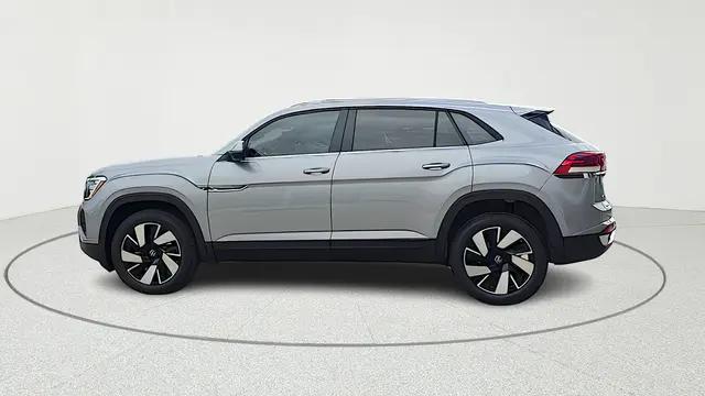 2026 Volkswagen Atlas Cross Sport SE with Technology