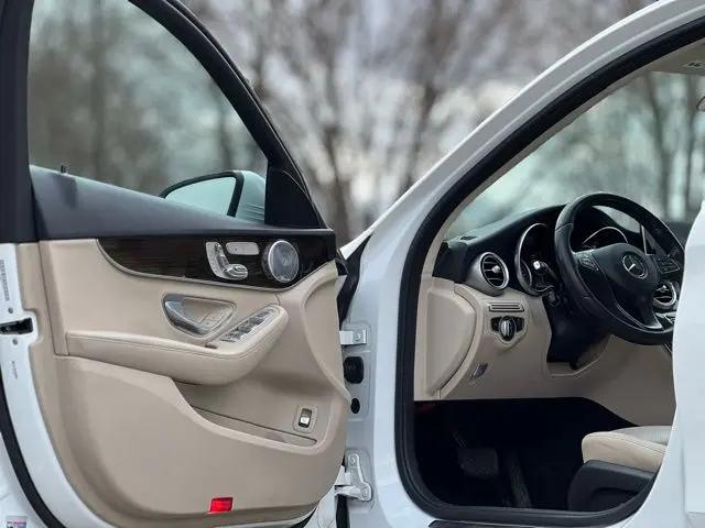 2018 Mercedes-Benz C-CLASS C 300 4MATIC