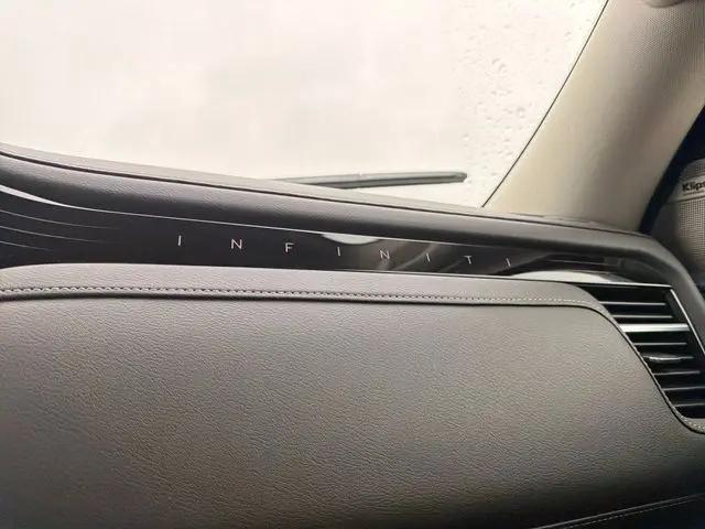 2025 INFINITI QX80 SENSORY AWD
