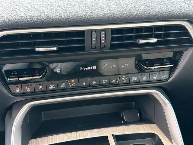 2026 Mazda X-90 Premium Sport
