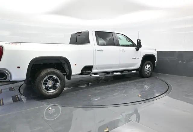 2026 Chevrolet Silverado 3500HD Crew Cab, Long Bed, LT Dual Rear Wheel, RWD