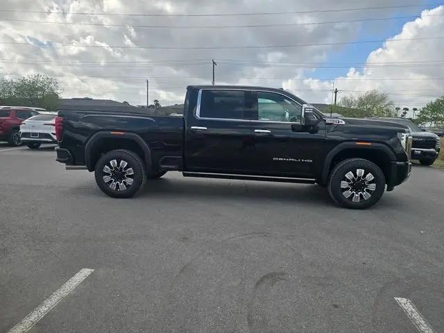 2026 GMC Sierra 2500HD Crew Cab, Standard Bed, Denali, 4WD
