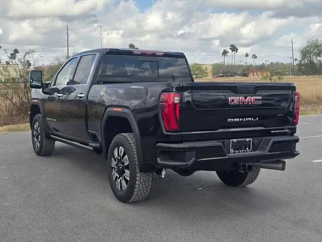 2026 GMC Sierra 2500HD Crew Cab, Standard Bed, Denali, 4WD