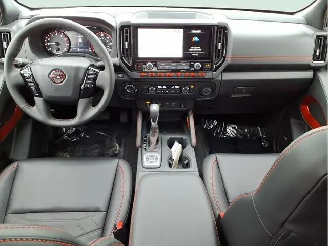 2026 Nissan Frontier Crew Cab PRO-4X 4x4