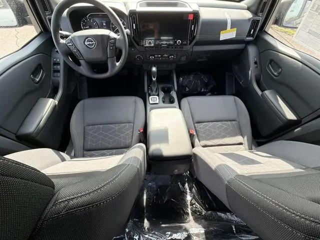 2026 Nissan Frontier Crew Cab Long Bed SV 4x4