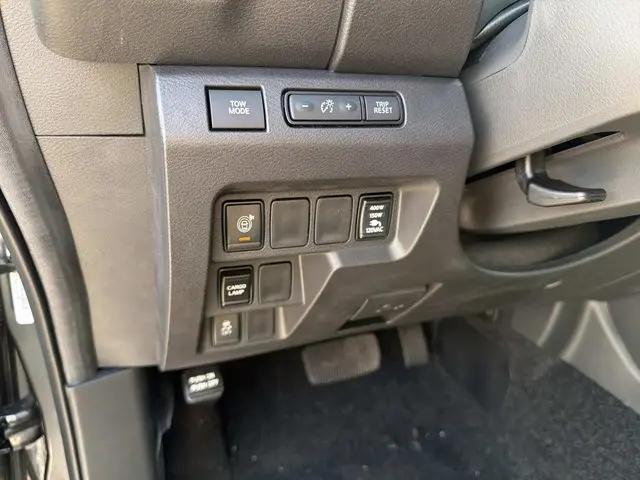 2026 Nissan Frontier Crew Cab Long Bed SV 4x4