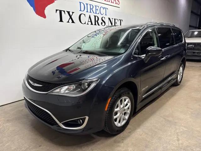 2020 Chrysler Pacifica Touring L