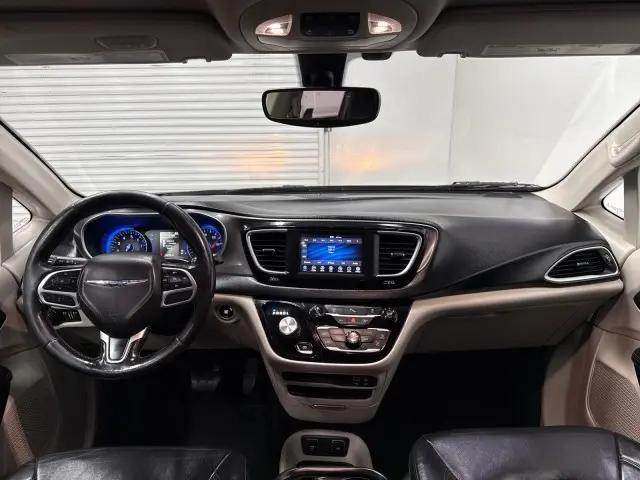 2020 Chrysler Pacifica Touring L
