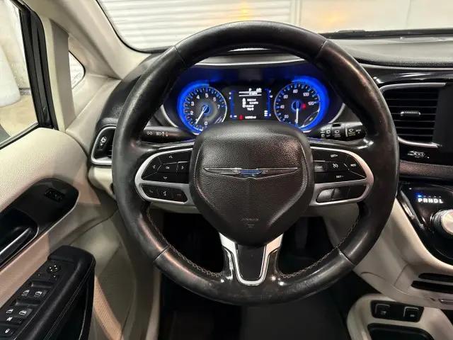2020 Chrysler Pacifica Touring L