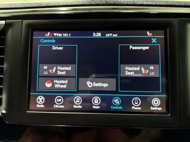 2020 Chrysler Pacifica Touring L