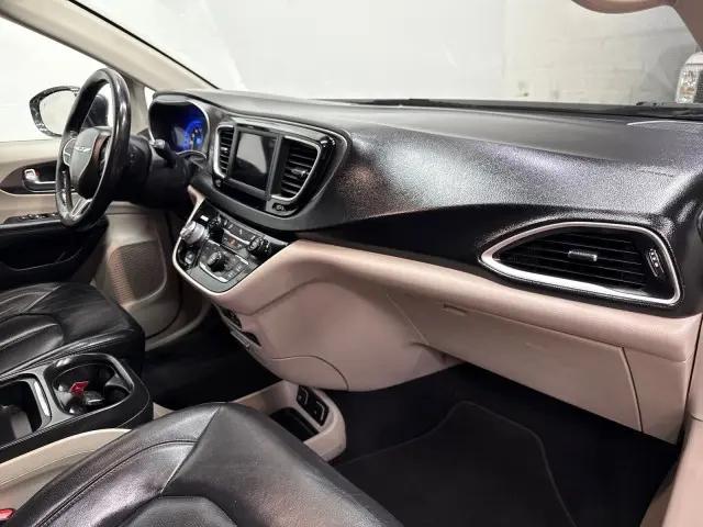 2020 Chrysler Pacifica Touring L
